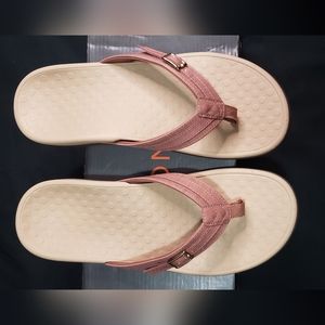 Vionic Tide Patty Slides